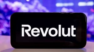 Revolut تقفز إلى تقييم قياسي بـ75 مليار دولار… صعود صاروخي يعيد رسم مستقبل البنوك الرقمية والعملات المشفرة