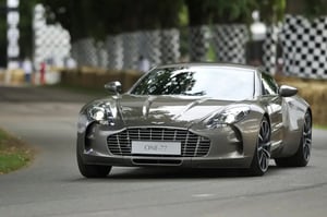 أستون مارتن تراجع خطة الإنتاج بسبب الرسوم الجمركية الأمريكية