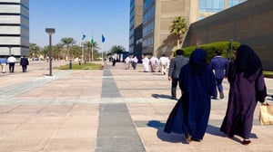 معدل البطالة بين السعوديين يتراجع لـ 8.3% في الربع الثاني