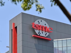 إيرادات "تي إس إم سي" تسجل ارتفاعاً بأكثر من 33% خلال أغسطس الماضي