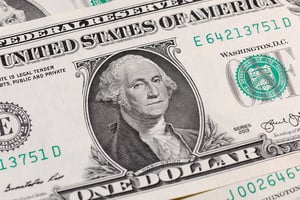 الدولار الأمريكي يستقر قبل دقائق من اجتماع بنك الاحتياطي الفيدرالي