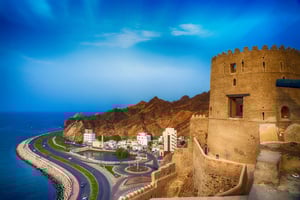 "موديز" ترفع تصنيف سلطنة عمان مع نظرة مستقبلية إيجابية