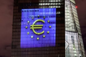 خسائر قطاعي البنوك والطاقة تدفعان الأسهم الأوروبية للتراجع