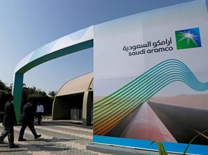 أرامكو السعودية تخطط لبيع أسهم بقيمة 10 مليار دولار في يونيو المقبل