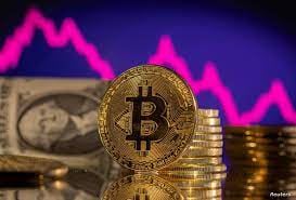 العملات الرقمية تتراجع.. و"بيتكوين" تخسر 3% مع بدأ موسم جني الأرباح