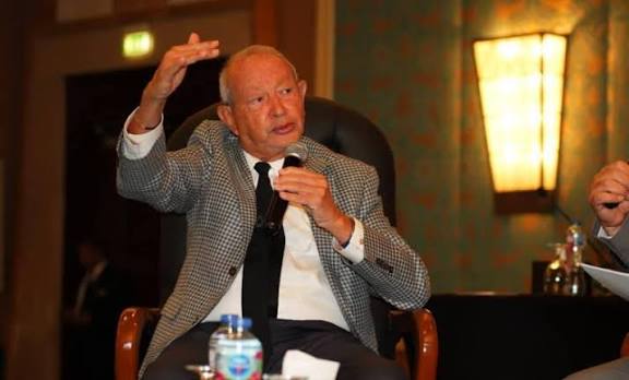 نجيب ساويرس يتوقع ارتفاع أسعار الذهب إلى 6000 دولار بحلول نهاية 2026