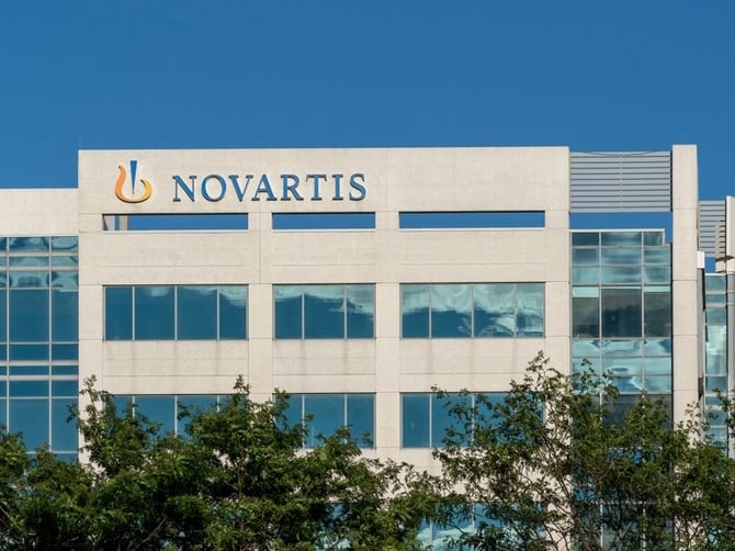سهم "نوفارتس" يهبط بأكثر من 3% عقب إعلانها عن نتائج مالية دون التوقعات