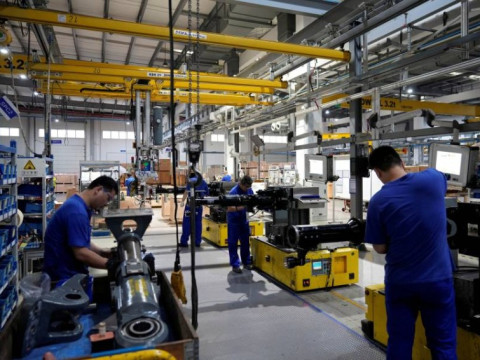 مكتب الإحصاء الصيني: تراجع أرباح الشركات الصناعية خلال نوفمبر وسط تباطؤ الإنتاج