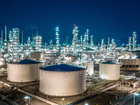 قطاع البتروكيماويات السعودي يشهد تراجعًا حادًا في الربع الأول