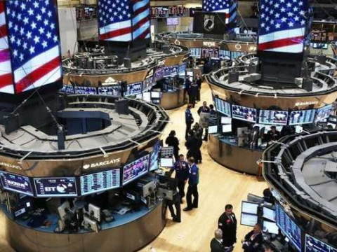 الأسهم الأمريكية تسجل ارتفاعاً عقب صدور بيانات الناتج المحلي