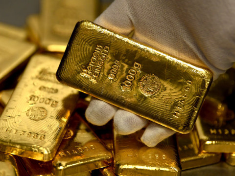رصيد المركزي الإماراتي من الذهب يسجل نموًا سنويًا بـ 28% في فبراير