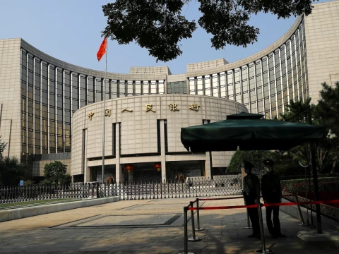 البنك المركزي الصيني قد يبقي سعر الفائدة على المدى المتوسط دون تغيير