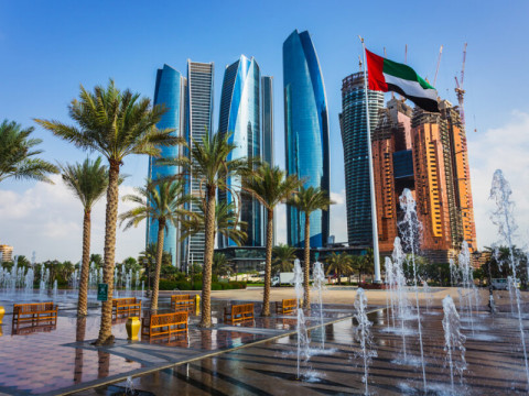 رئيس الإمارات يصدر قانونًا بتأسيس شركة أبوظبي للنفل