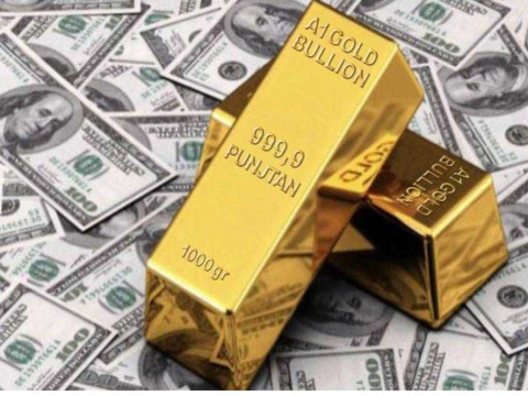 الذهب يسجل ارتفاعاً في ختام تعاملات اليوم عقب تراجع الدولار الأمريكي