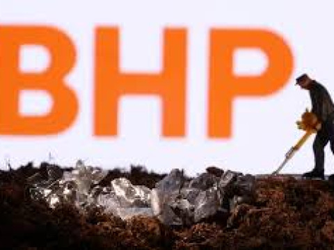 شركة BHP تخفض صافي أرباحها نصف السنوية بنحو عشرة أضعاف