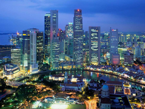 أسعار المنازل في سنغافورة تتراجع لأدنى مستوياتها في 8 سنوات