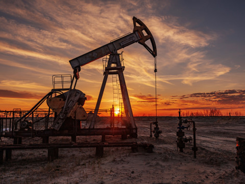 أسعار النفط تنتعش وسط حالة من التفاؤل بشأن آفاق الطلب وبرنت عند 88.64 دولار للبرميل