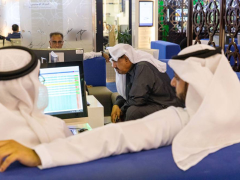 بنوك الخليج ترفع أسعار الفائدة مقتدية بالاحتياطي الأمريكي