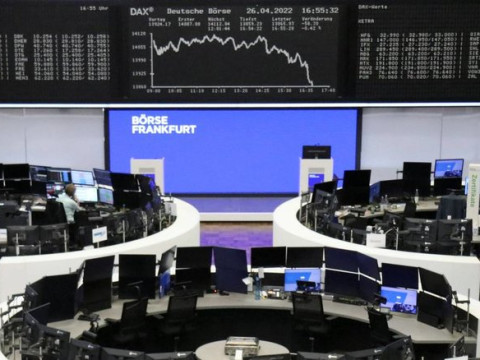 صعود الأسهم الأوروبية وسط ترقب بيانات هامة بمنطقة اليورو
