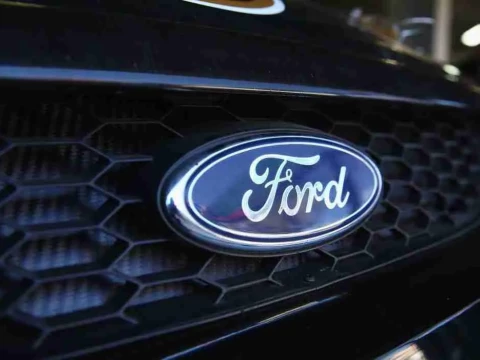 فورد موتورز تسجل مبيعات قوية في الربع الثاني من 2023
