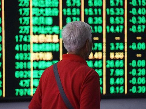 الأسهم الصينية تسجل انخفاضاً.. وسهم "بينج آن" يهبط بأكثر من 5%