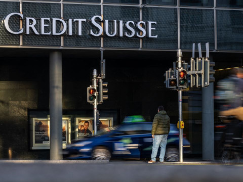 بنك كريدي سويس يخطط لاقتراض ما يصل إلى 50 مليار فرنك سويسري من البنك الوطني السويسري
