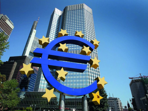 التضخم في منطقة اليورو يتراجع بنحو 5.5% خلال يونيو