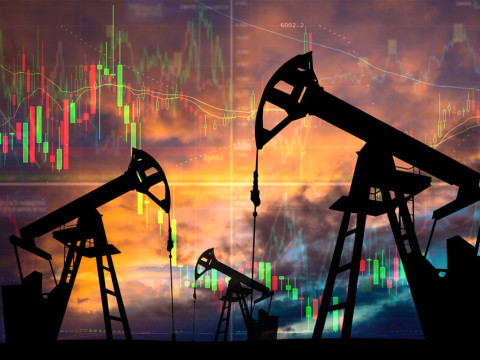 أسعار النفط ترتفع قليلاً بعد نمو قوي يوم أمس وبرنت عند 82.7 دولار للبرميل