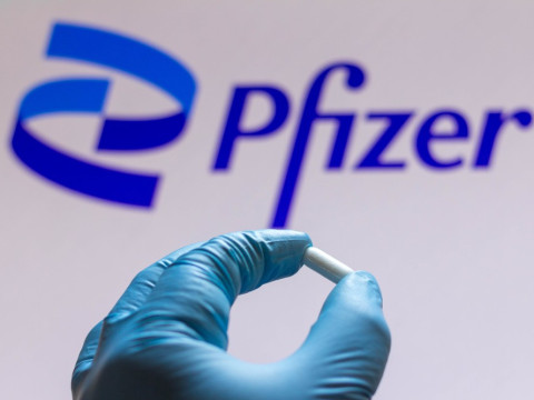 سهم شركة Pfizer نخفض بنسبة 6 في المائة وفقًا لتوقعات عام 2024