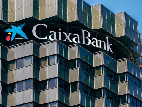 صافي ربح Caixabank الإسباني ينتعش للربع الأول بنسبة 21 في المائة نتيجة دخل الإقراض