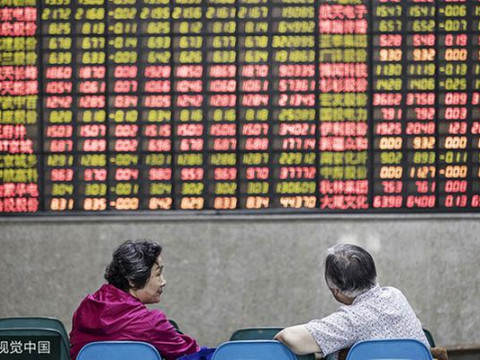 الأسهم الصينية تنهي تعاملات اليوم والأسبوع الجاري على مكاسب قوية