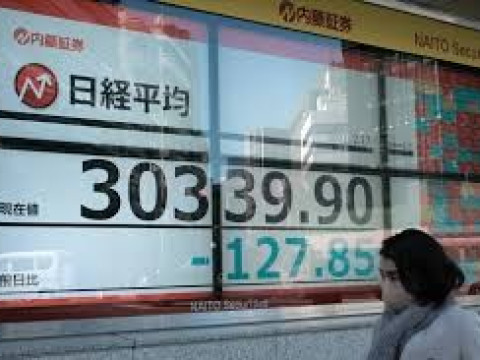 مؤشر نيكاي 225 الياباني ينتعش صباح الأربعاء مع صعود الأسهم المالية