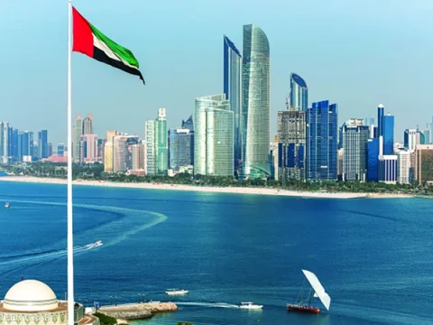 الإمارات تفرض 9% ضريبة على أرباح الشركات