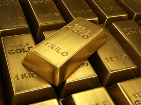 الذهب يستقر مع تراجع الدولار وسط تباطؤ التضخم في الولايات المتحدة