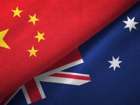 أستراليا تعمل لحل مشاكل التجارة الصينية مع توجه وزير الخارجية إلى بكين