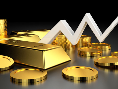 الذهب يرتفع وسط إقبال المستثمرين عليه وانخفاض الدولار الأمريكي