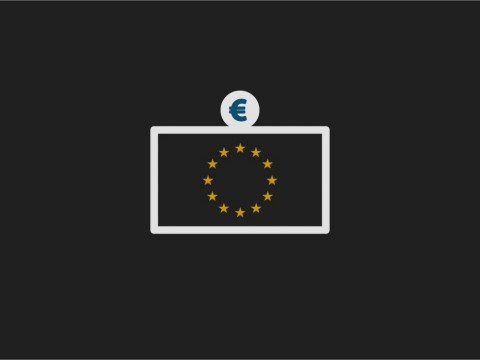 تراجع اليورو لأدنى مستوى في 22 شهراً