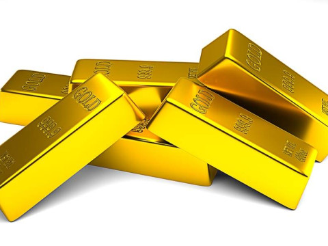 الذهب ينخفض مقابل ارتفاع الدولار