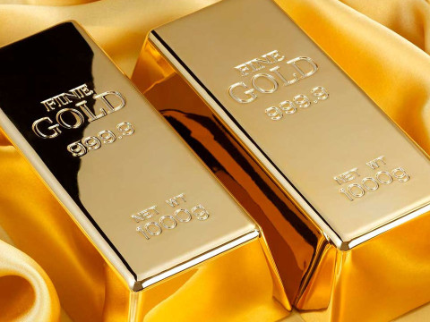 الذهب يواصل الصعود مدعوم بهبوط الدولار الأمريكي