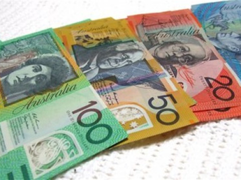 الدولار الأسترالي يرتفع للمره الأولى في 7 جلسات أمام نظيره الأمريكي
