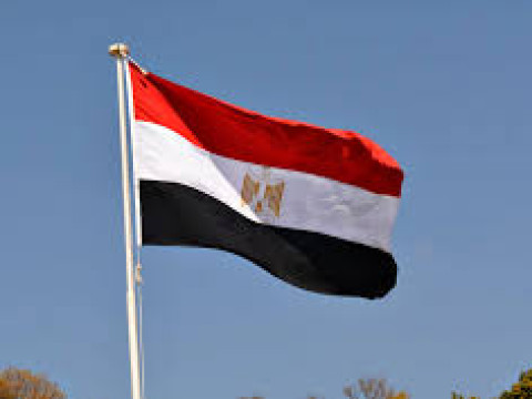 مصر تختار 4 بنوك لتسويق وإدارة إصدار سندات باليورو في 2017-2018