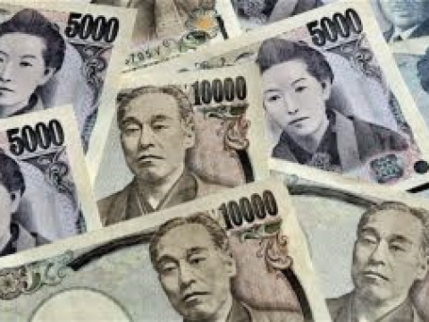 الين الياباني يتراجع وسط ارتفاع الدولار وتعافي الأسهم