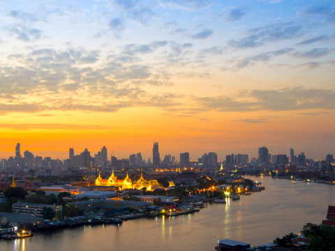 النمو الاقتصادي في تايلاند يتقدم سريعاً في الربع الأول مع انتعاش السياحة