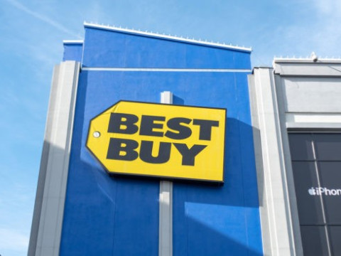 نتائج شركة Best Buy تكتسب نقطة إيجابية مع تراجع توقعات الإيرادات