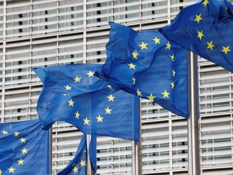 الاتحاد الأوروبي يعلن عن توزيع حزمة مساعدات مالية لأوكرانيا لمدة 18 شهراً