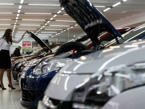 انخفاض مبيعات السيارات في روسيا بنسبة 58% خلال 2022