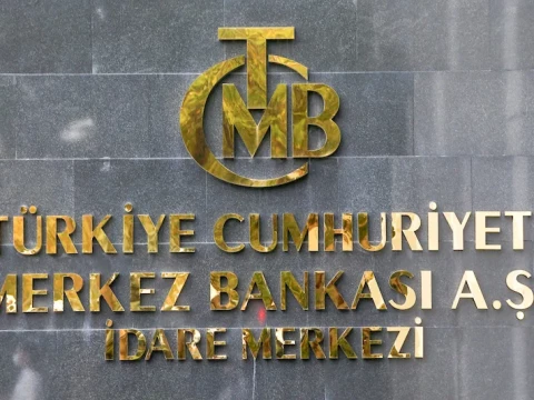 تركيا تشير إلى ارتفاع كبير في أسعار الفائدة مع هبوط الليرة التركية