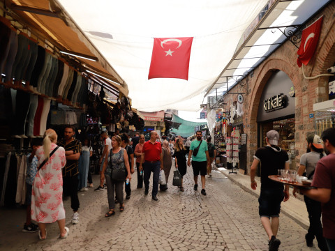 بالرغم من التراجع.. التضخم السنوي في تركيا يفوق التوقعات