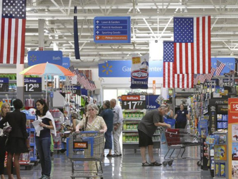 ثقة المستهلك الأمريكي تسجل إيجابية خلال يونيو الجاري وبأعلى من توقعات الأسواق