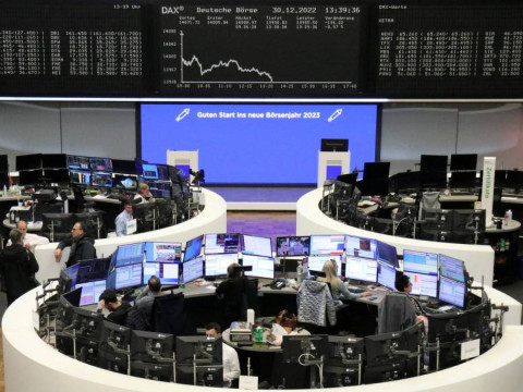 الأسهم الأوروبية تتراجع بعد الانهيار المفاجئ لـ"سيلكون فالي"